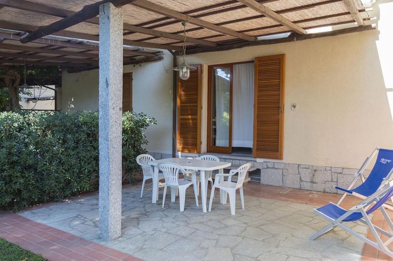 Pozzo Al Moro Village Marina di Campo Exterior photo