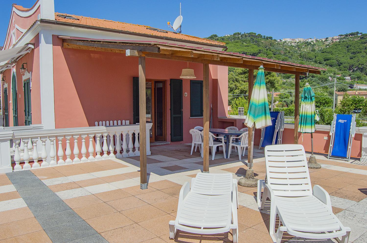 Pozzo Al Moro Village Marina di Campo Exterior photo