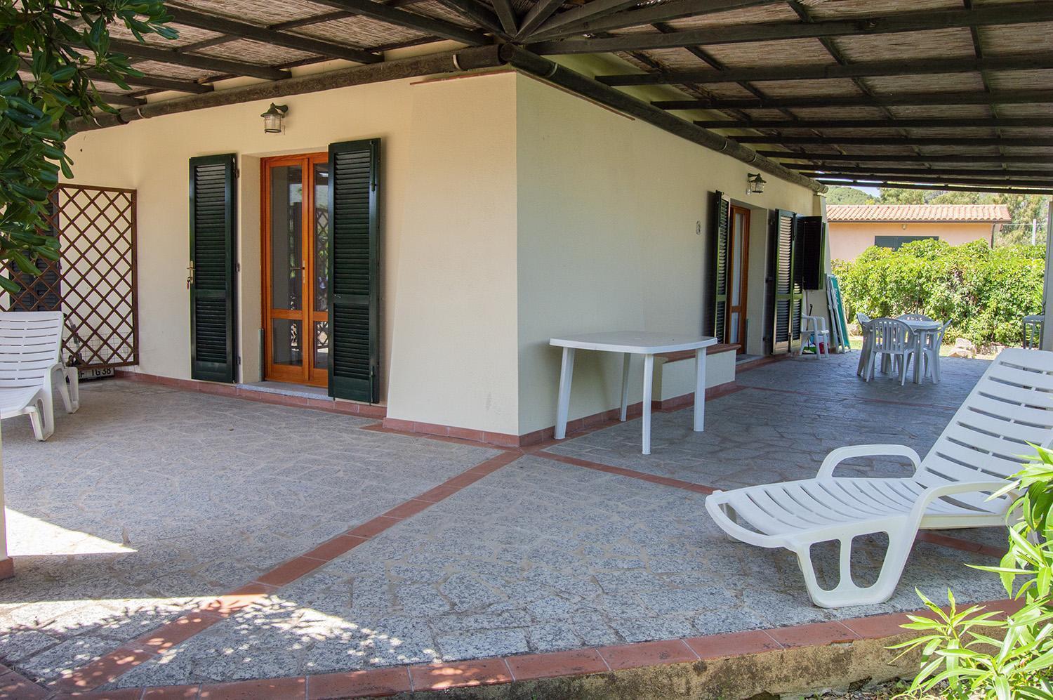 Pozzo Al Moro Village Marina di Campo Exterior photo